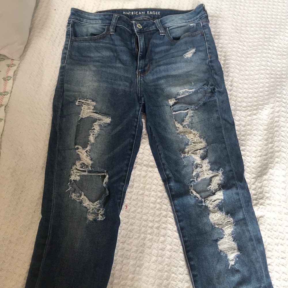 ripped high waisted american eagle jeans